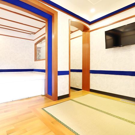 Phoenix Pavilion Hot Spring Hotel Taipei Exterior photo