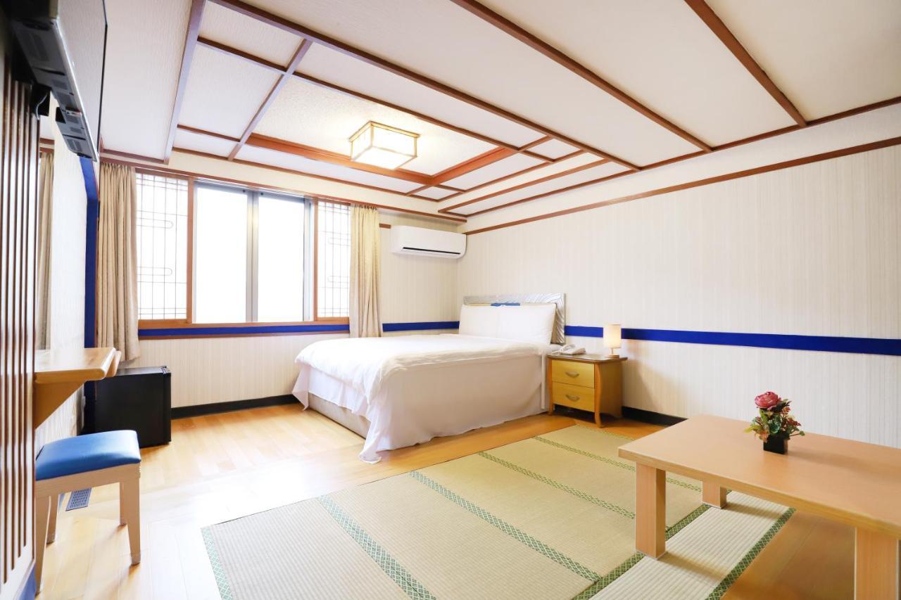 Phoenix Pavilion Hot Spring Hotel Taipei Exterior photo
