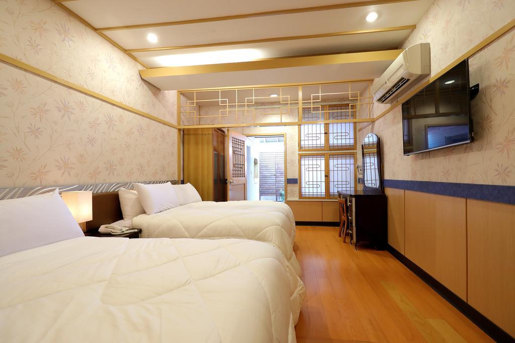 Phoenix Pavilion Hot Spring Hotel Taipei Exterior photo