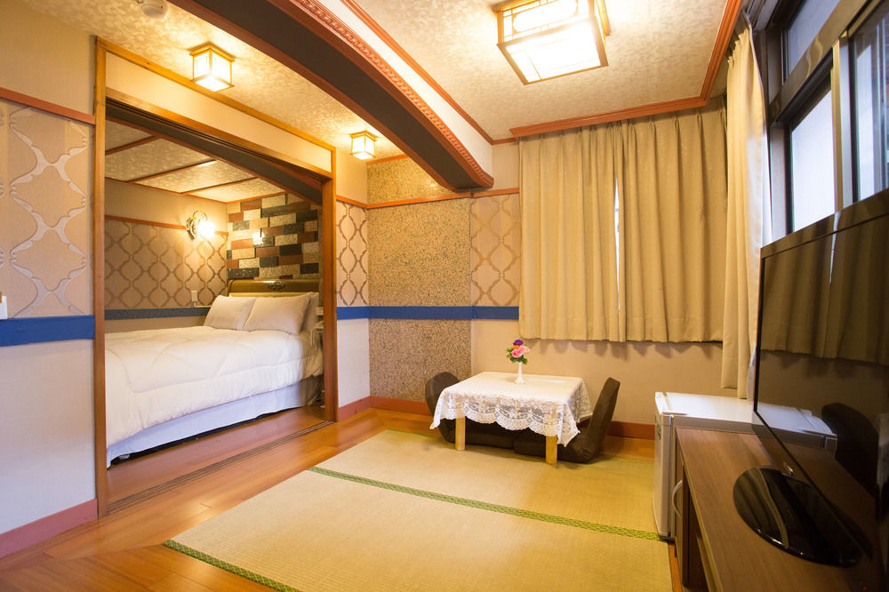 Phoenix Pavilion Hot Spring Hotel Taipei Exterior photo